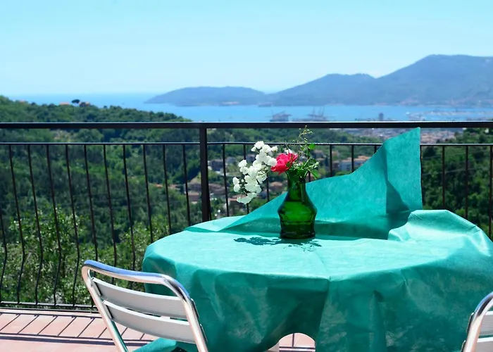Agriturismo Oliva Azzurra Lantgård Valeriano Lunense