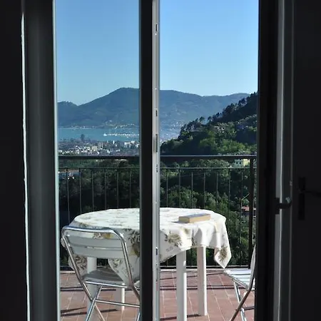 Agriturismo Oliva Azzurra * Valeriano Lunense