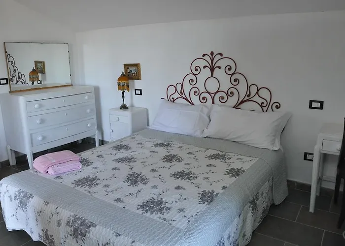 Agriturismo Oliva Azzurra *